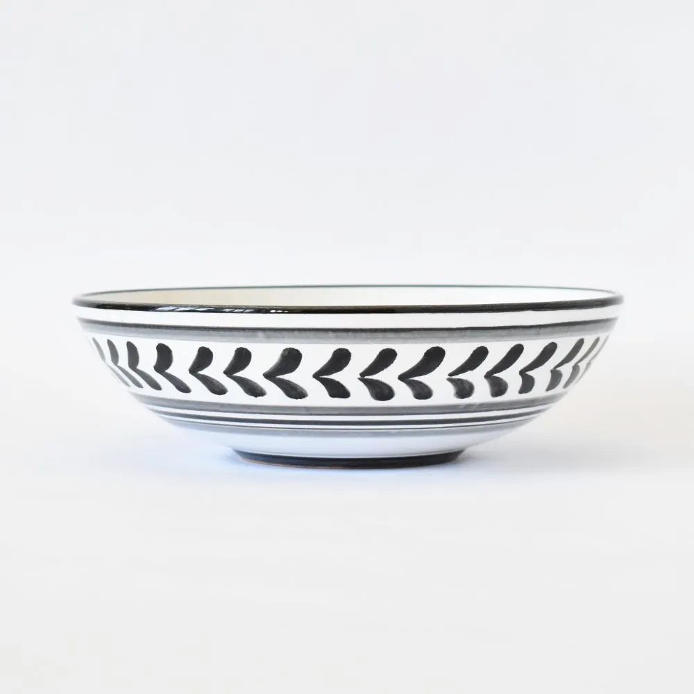 Arabesco Black bowl - 8"