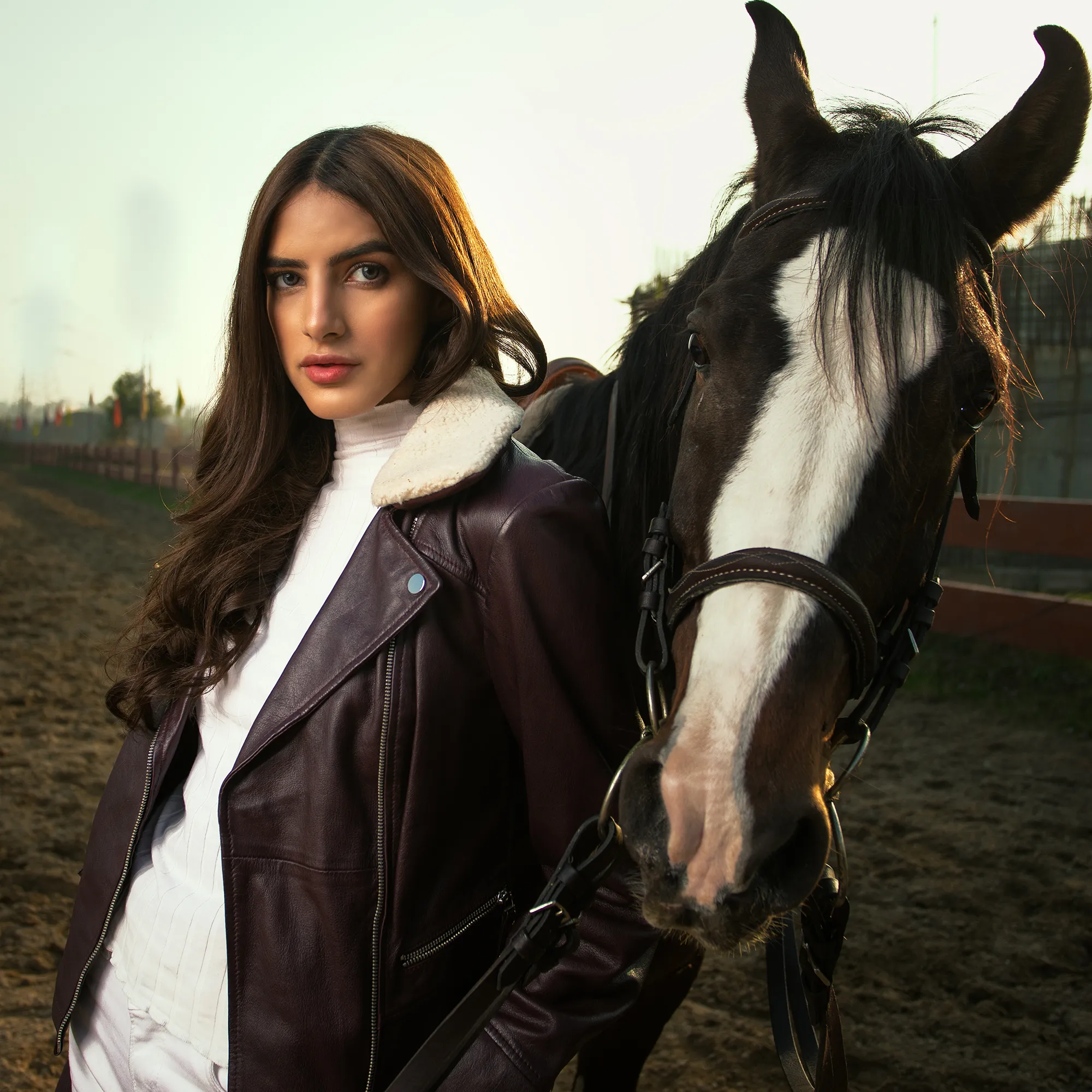 Burgundy Leather Jacket with Luxurious Fur Collar - Kaptan