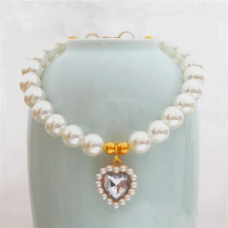 Elegant Adjustable Pearl Pet Necklace for Cats and Dogs