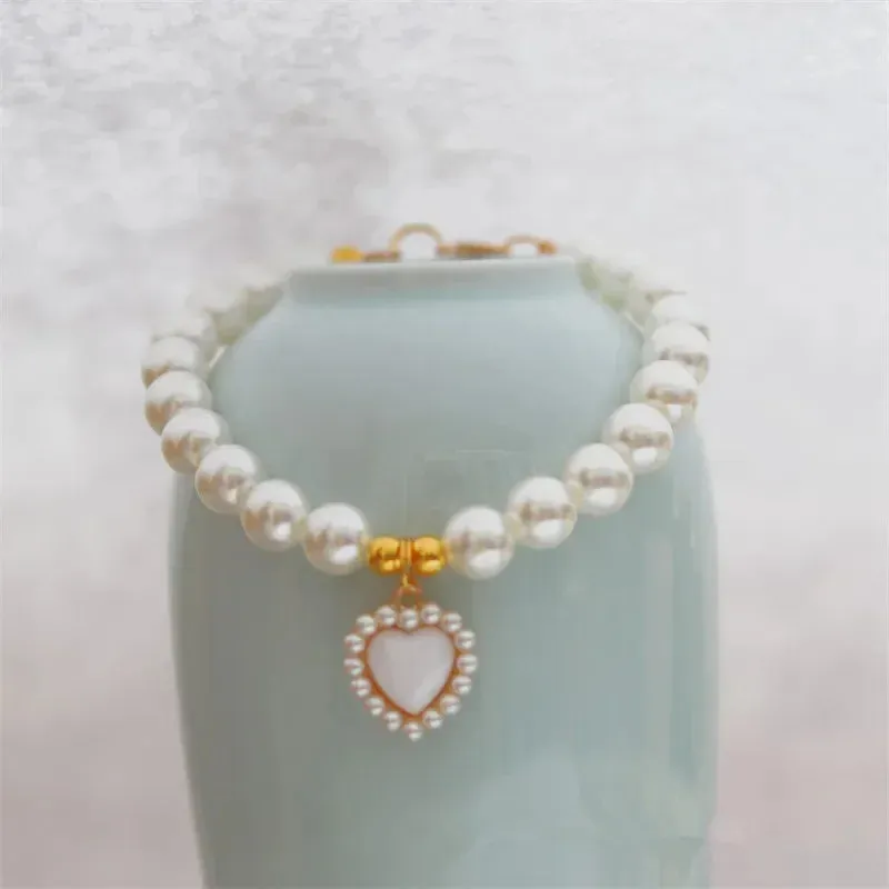 Elegant Adjustable Pearl Pet Necklace for Cats and Dogs