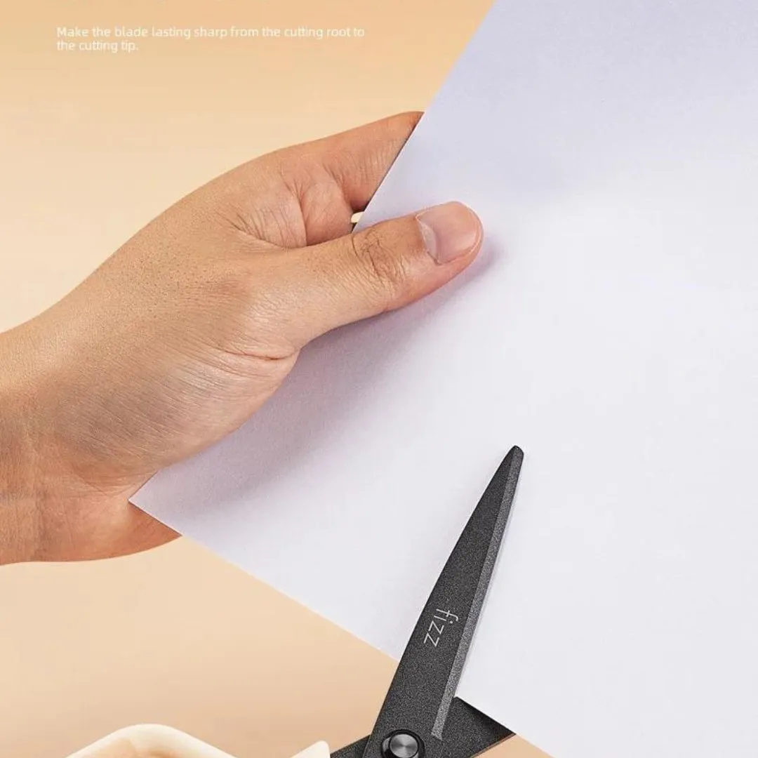 Fizz Standing Scissor