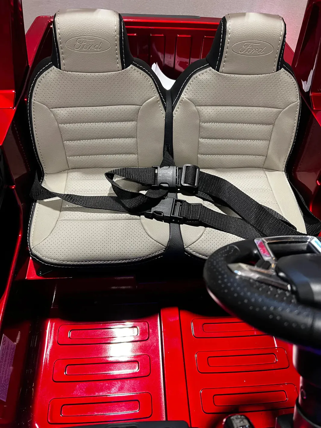Licensed 2025 Ford Super Duty F450 Lifted Monster Truck 24V Upgraded 4x4 | 2 Seater | Leather Seats | Massive Rubber Tires | Remote | Up to 15KPH