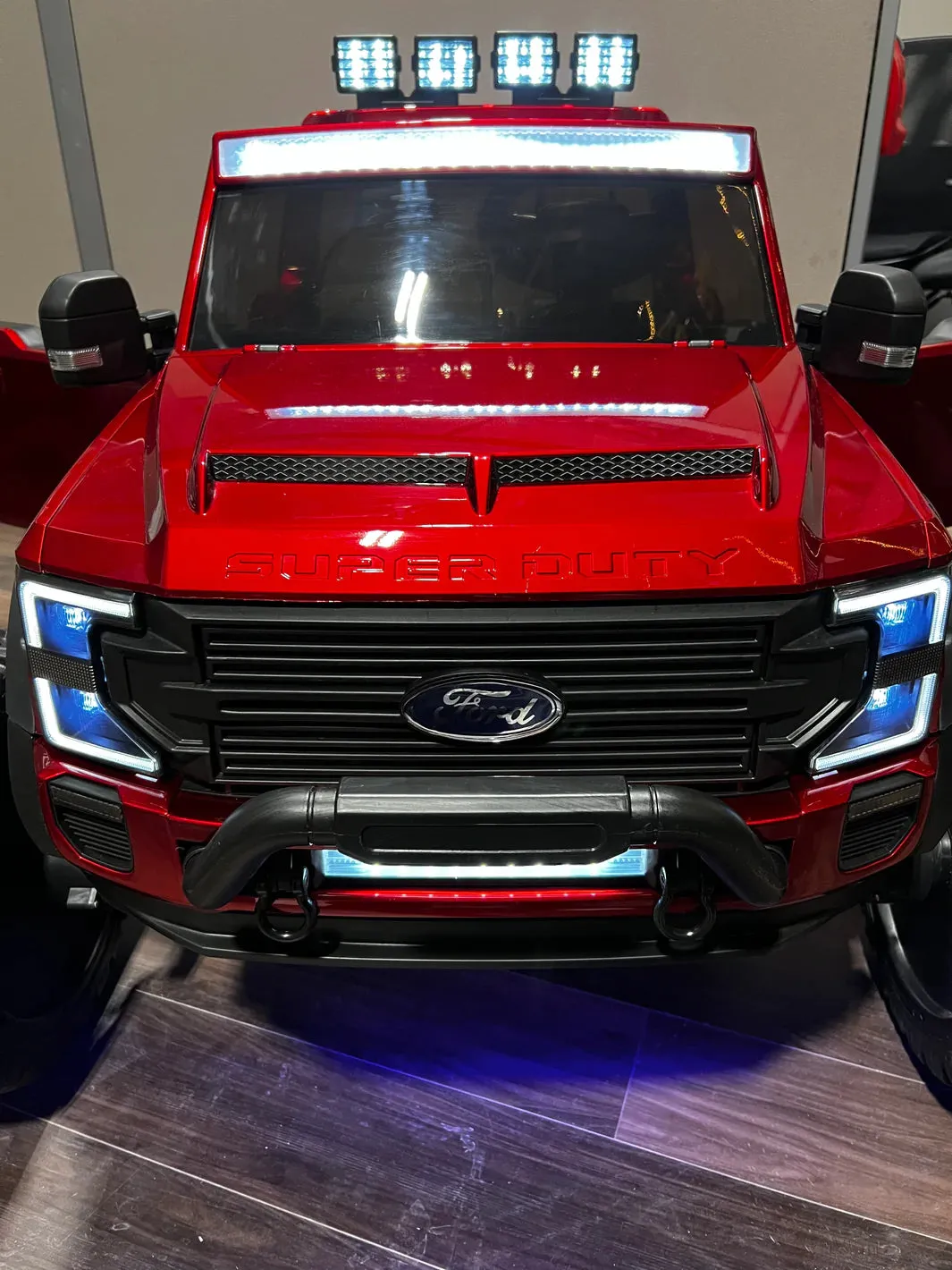 Licensed 2025 Ford Super Duty F450 Lifted Monster Truck 24V Upgraded 4x4 | 2 Seater | Leather Seats | Massive Rubber Tires | Remote | Up to 15KPH