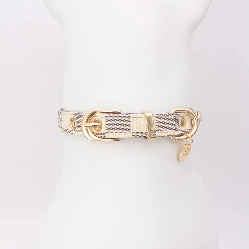 Luxury Adjustable PU Leather Cat and Dog Collar with Lucky Clover Charm
