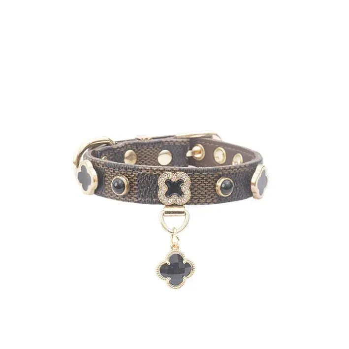 Luxury Adjustable PU Leather Cat and Dog Collar with Lucky Clover Charm