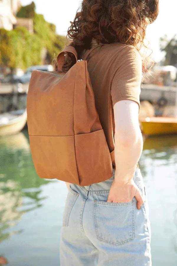 Metropolitan Backpack Camel by Lee Coren