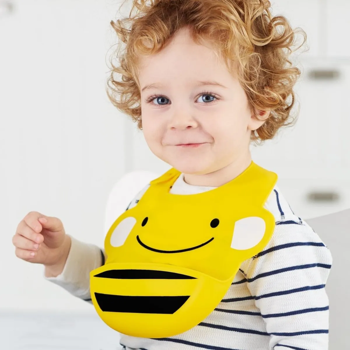 Skip Hop Zoo Fold & Go Silicone Bib- Bee