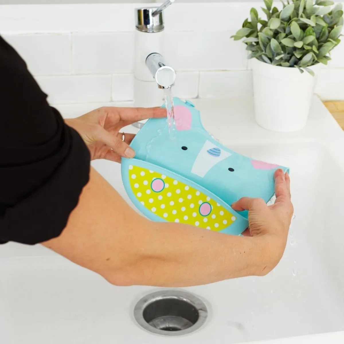 Skip Hop Zoo Fold & Go Silicone Bib - Unicorn