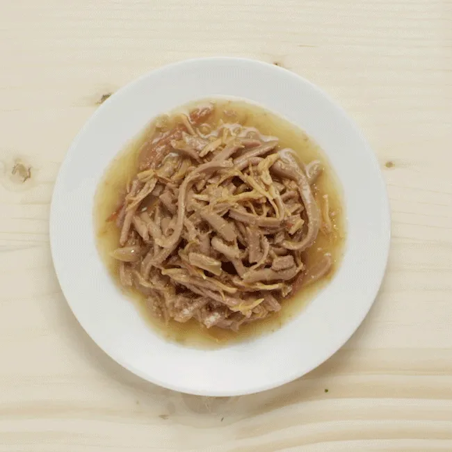 Wellness Healthy Indulgence Shreds Chicken & Turkey in Light Sauce Wet Cat Food